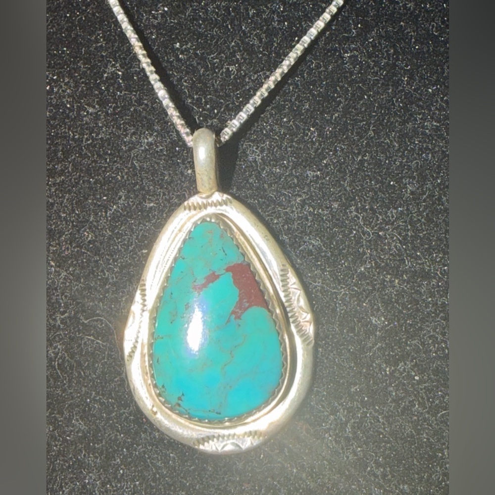 .925 Sterling Silver Vintage Navajo HT Turquoise Teardrop Pendant and Necklace